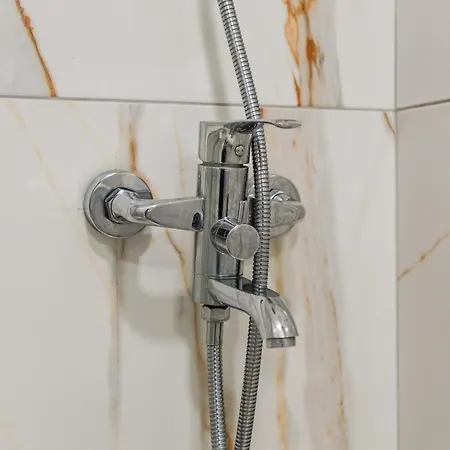 Apartamento City Center Comfy Studio 500 Mbs Durrës
