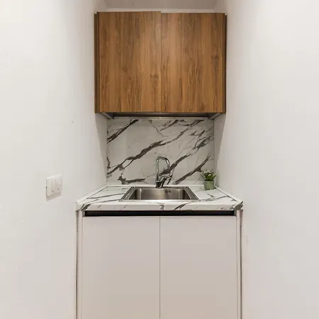 Apartamento City Center Comfy Studio 500 Mbs